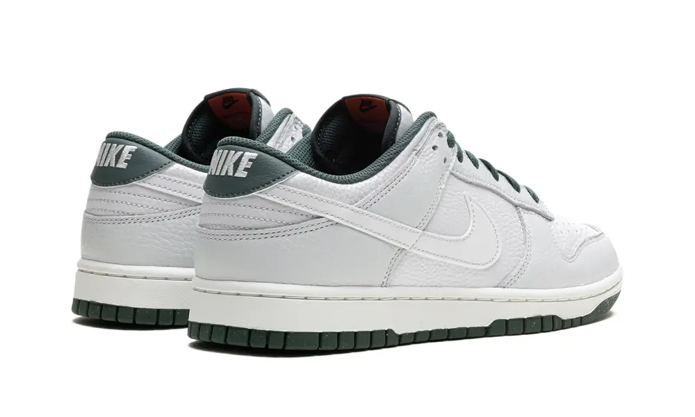 Nike Dunk NIKE DUNK LOW 'VINTAGE GREEN' 