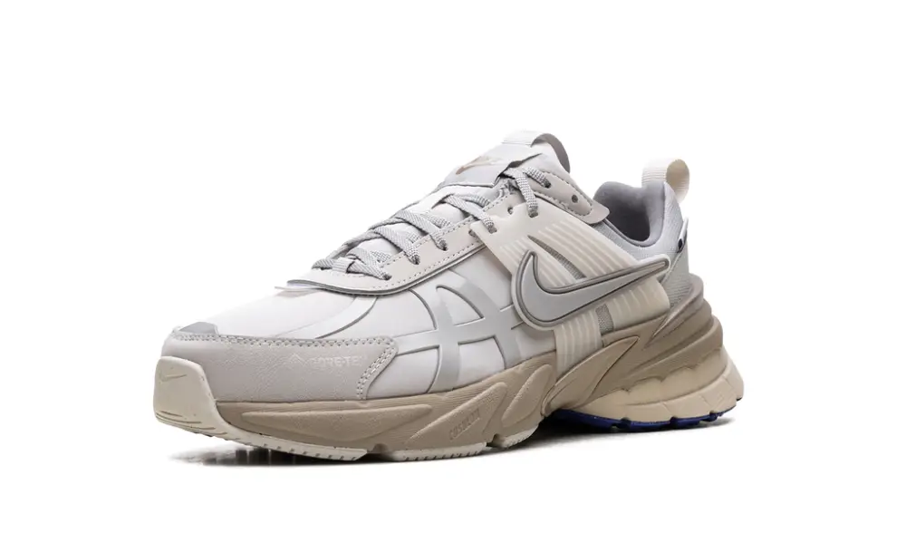 Nike Lifestyle V2K Run WMNS 'Gore-Tex Light Bone' 