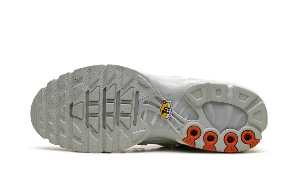 Nike Air Max Air Max Plus Utility 'White Safety Orange'