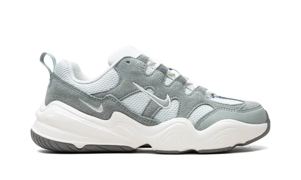 Nike Lifestyle Tech Hera WMNS 'Mica Green Grey' 