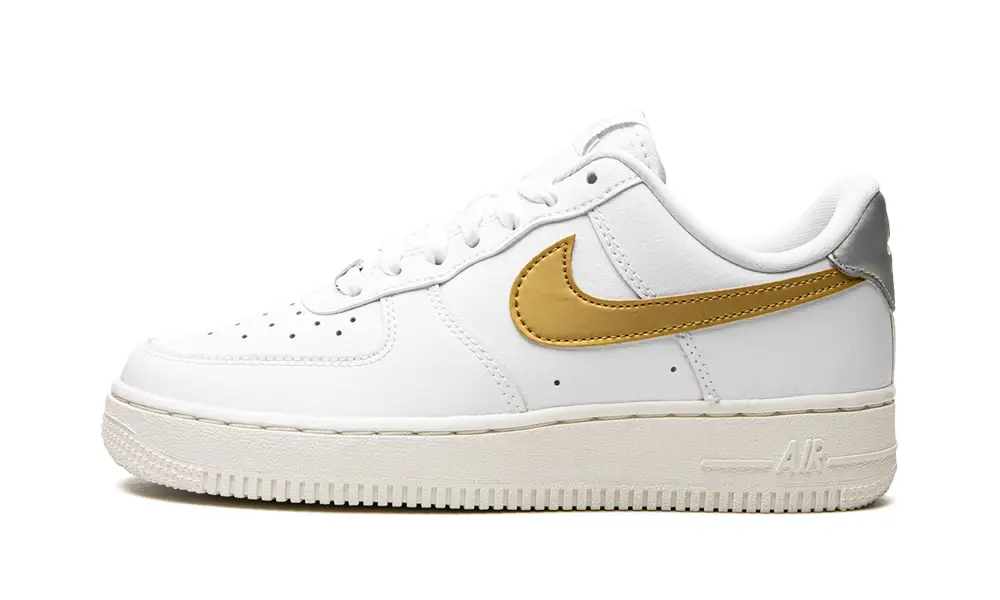 Nike Lifestyle AIR FORCE 1 MNS WMNS 'White / Gold / Silver'