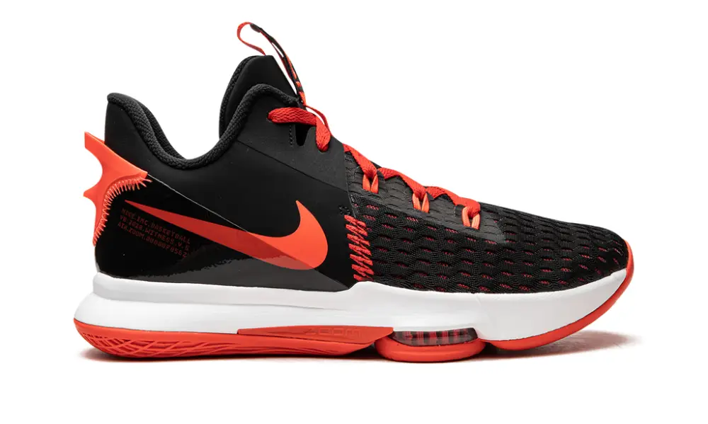 Nike Basketball LeBron Witness V 