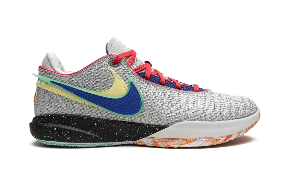 Nike Basketball LeBron 20 'Nike Lifer' 
