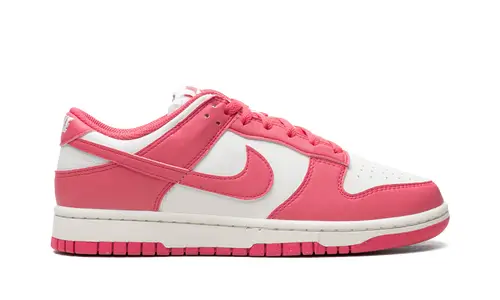 Nike Lifestyle Nike Dunk Low. WMNS 'Pink'