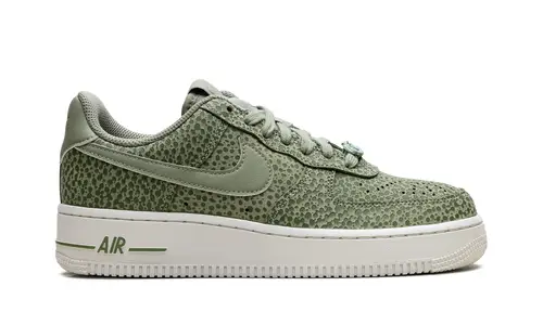 Nike Lifestyle AIR FORCE 1 '07 WMNS 'Green' 