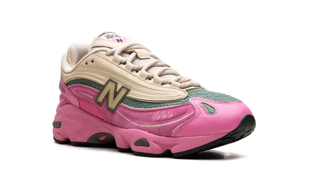 More New Balance 1000 'Pink'