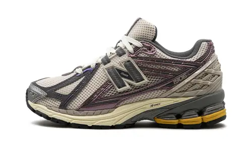 New Balance 1906R 1906R 'LICORICE'