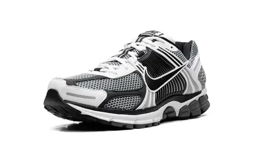 Nike Lifestyle Zoom Vomero 5 SE SP 'Black   Metallic Silver' 