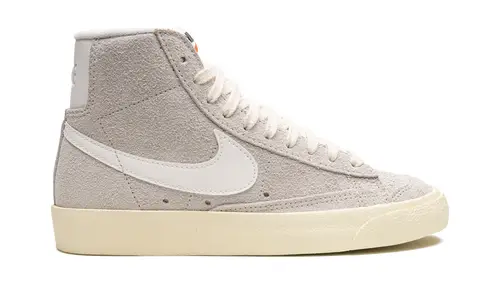 Nike Lifestyle BLAZER MID 77 VINTAGE MNS WMNS 'Light Bone Alabaster' 