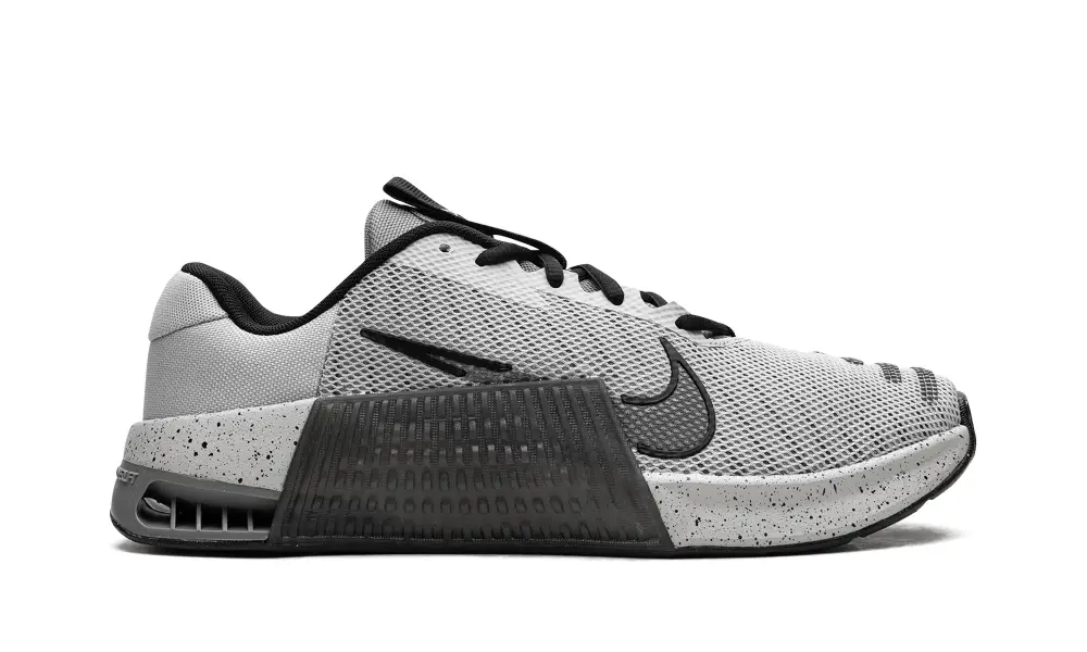 Nike Lifestyle Metcon 9 'Light Iron Ore Flat Pewter'