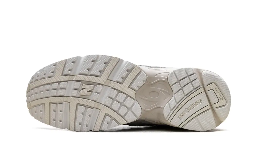 More New Balance 725 'LIGHT GREY' 