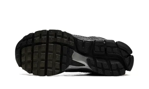 Nike Lifestyle Vomero 5 'Black Sequoia' 