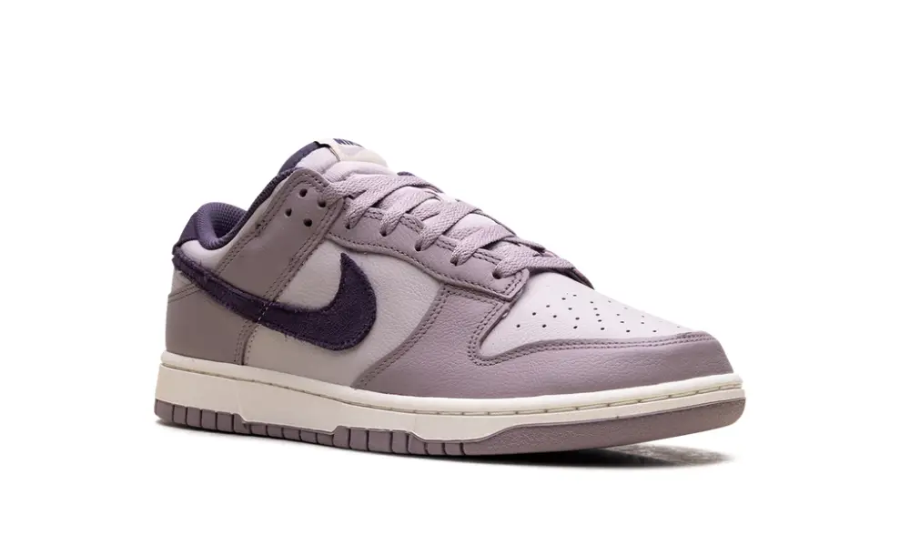 Nike Dunk Dunk Low SE 'Light Violet Ore'