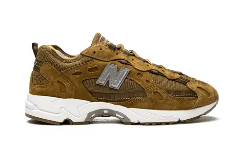 More New Balance 827 'Thisisneverthat' 