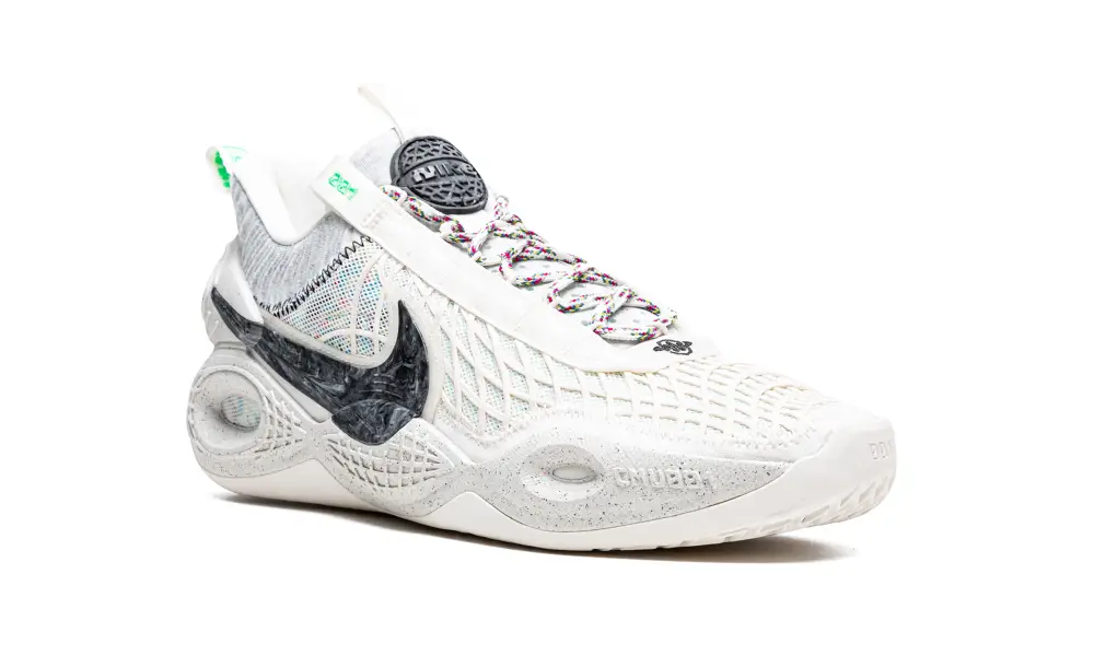 Nike Basketball COSMIC UNITY