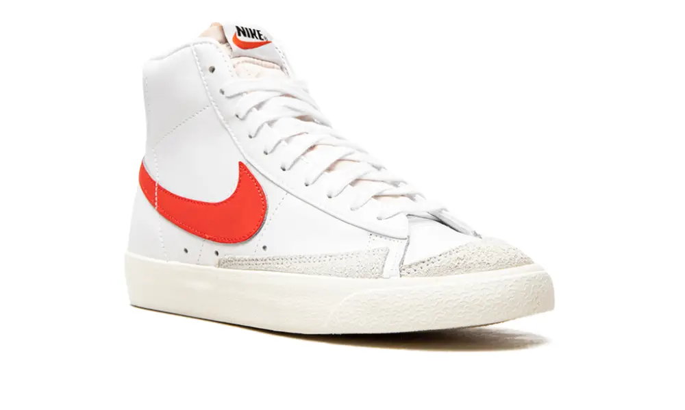 Nike Lifestyle BLAZER MID '77 VNTG WMNS 'Habanero Red' 