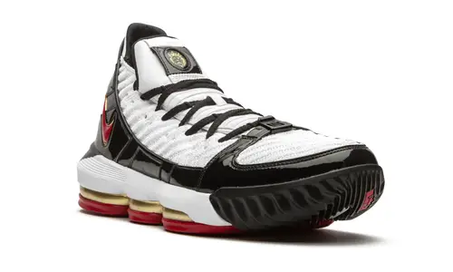 Nike Basketball LeBron 16 'Remix'