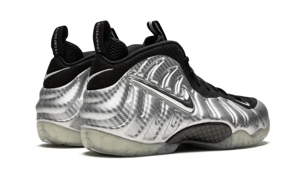 Nike Basketball Air Foamposite Pro 'Silver Surfer'