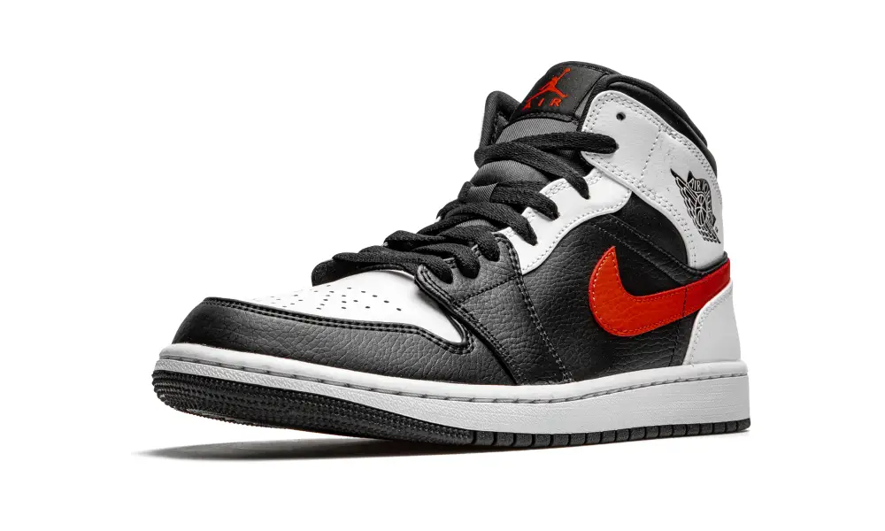 Air Jordan 1 Air Jordan 1 Mid 'Chile Red'