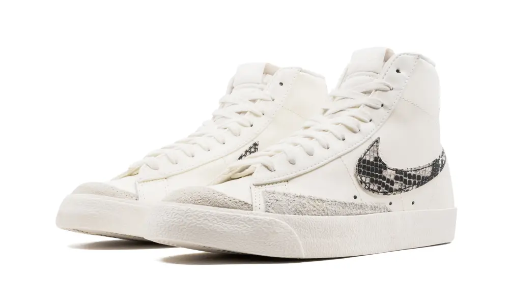 Nike Lifestyle BLAZER MID '77 VNTG MNS WMNS 'Sail   Snakeskin' 