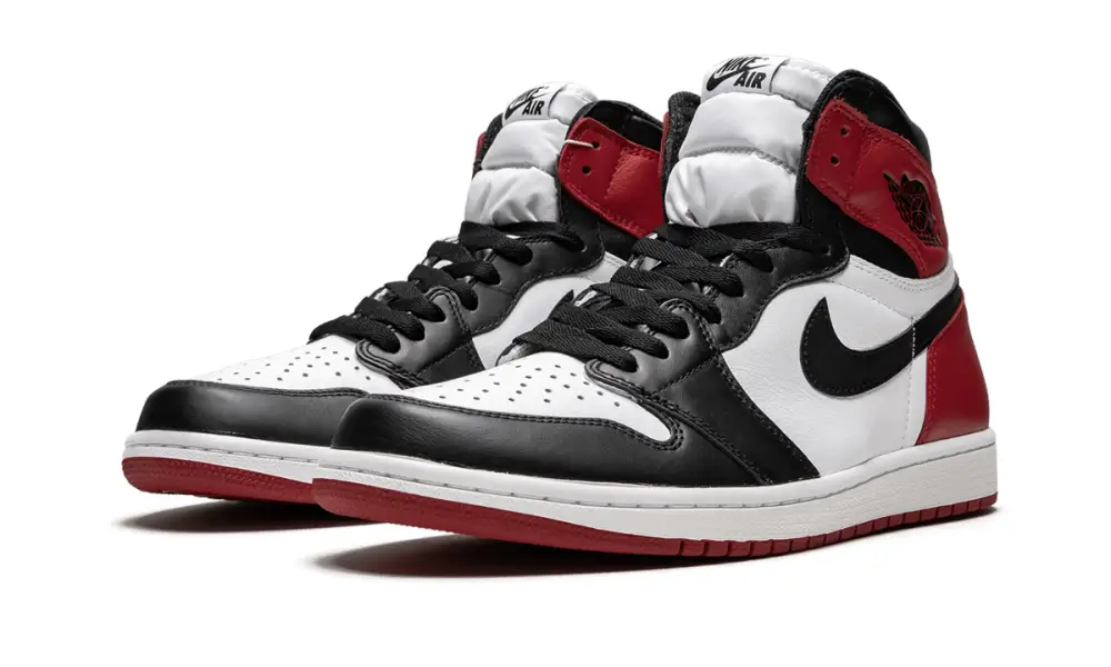 Air Jordan 1 Air Jordan 1 Retro High OG 'Black Toe 2016' ED05374