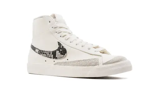 Nike Lifestyle BLAZER MID '77 VNTG MNS WMNS 'Sail   Snakeskin' 