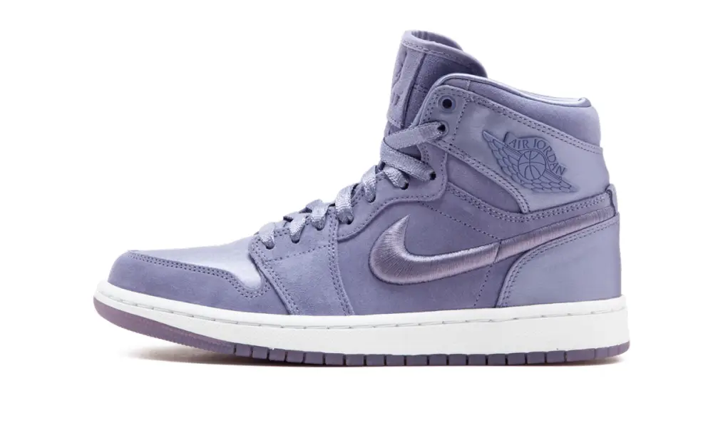 Air Jordan 1 AIR JORDAN 1 RETRO HIGH WMNS 'Season of Her - Purple' A5D2558