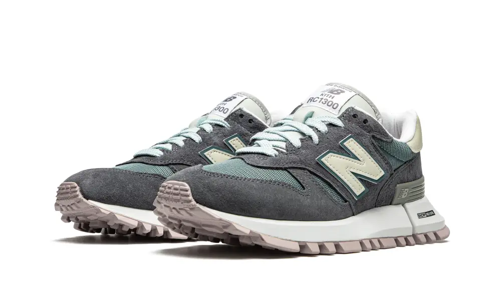 More New Balance RC1300 'Kith - Mauve Sole' 