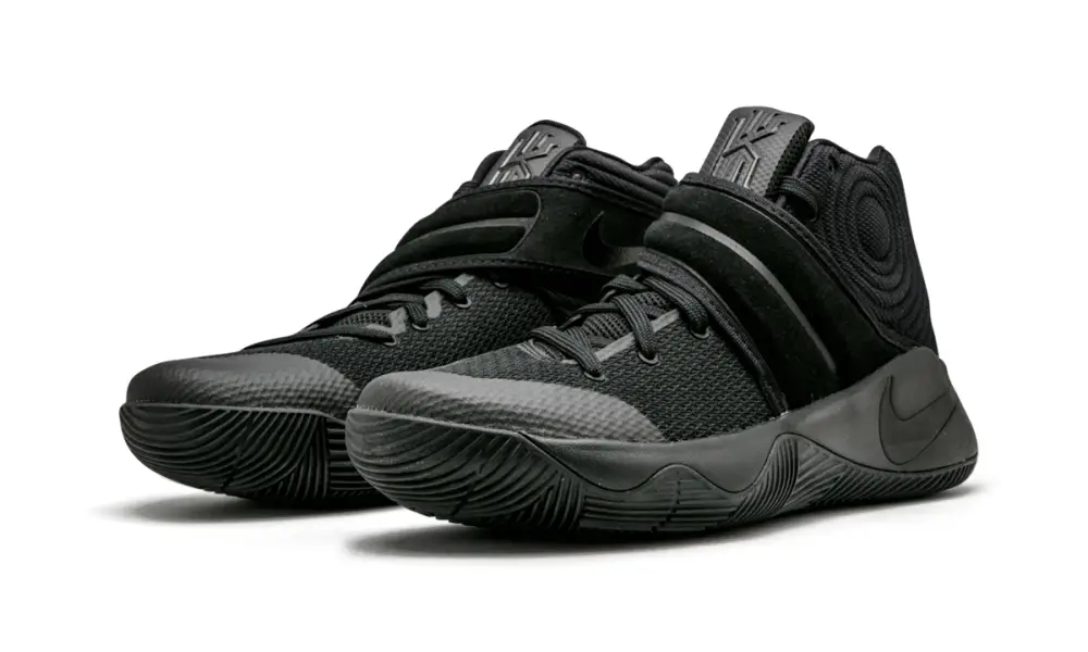 Nike Basketball Kyrie 2 'Triple Black'