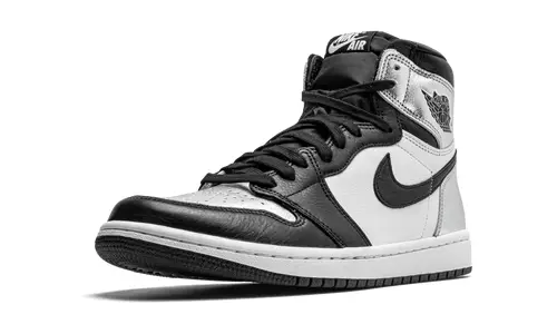 Air Jordan 1 AIR JORDAN 1 RETRO HIGH OG WMNS 'Silver Toe' 