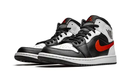Air Jordan 1 Air Jordan 1 Mid 'Chile Red'