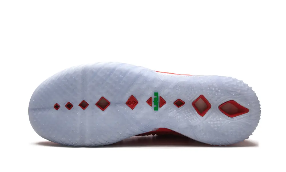 Nike Basketball LEBRON 18 'XMAS IN LA' 