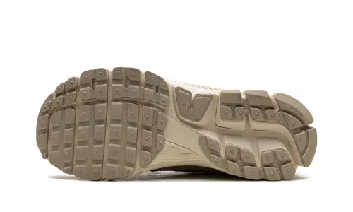 Nike Lifestyle Zoom Vomero 5 WMNS 'Sail' 
