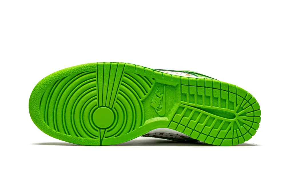 Nike Dunk SB Dunk Low 'Supreme - Stars - Mean Green' 