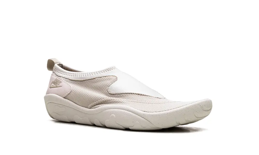Nike Lifestyle Aqua Turf WMNS 'Light Orewood Brown Desert Khaki' 