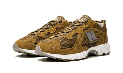 More New Balance 827 'Thisisneverthat'
