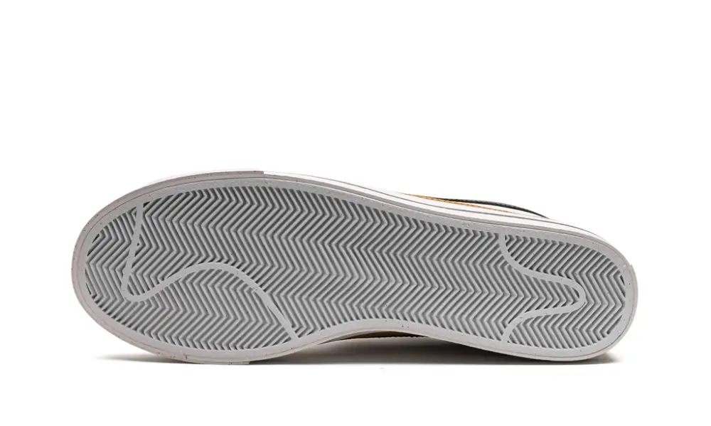 Nike Lifestyle Court Legacy NN 