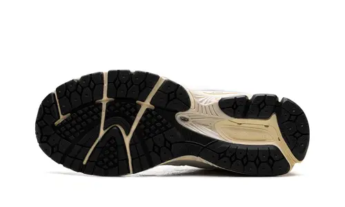 New Balance 2002R 2002R 'White Gold'