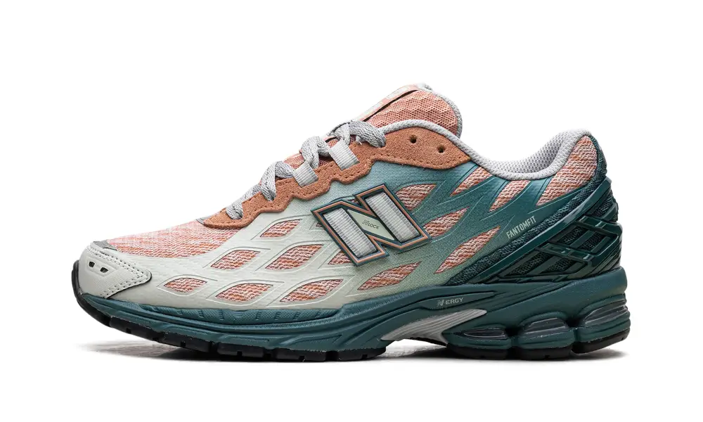 New Balance 1906R 1906W 'New Spruce Light Sparrow'