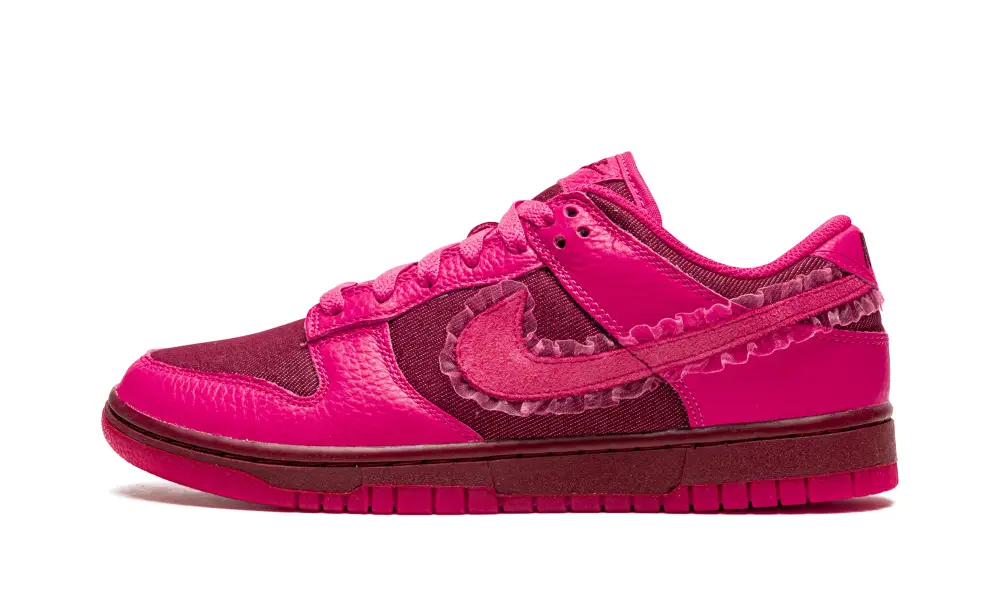 Nike Dunk DUNK LOW WMNS 'Valentine’s Day'
