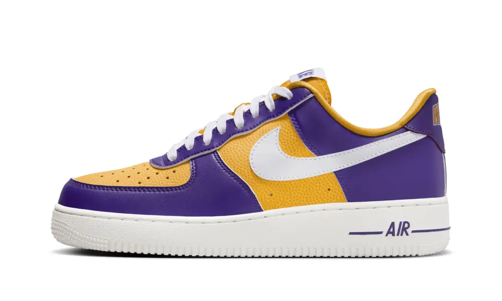 Nike Lifestyle Air Force 1 '07 SE WMNS 'Yellow' 