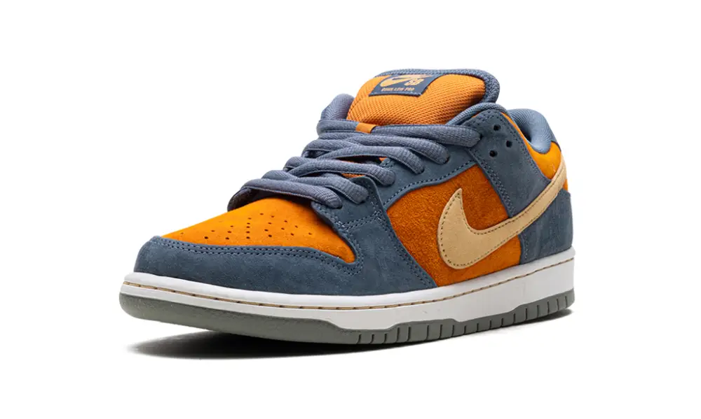 SB Dunk Low Pro 'Light Carbon'