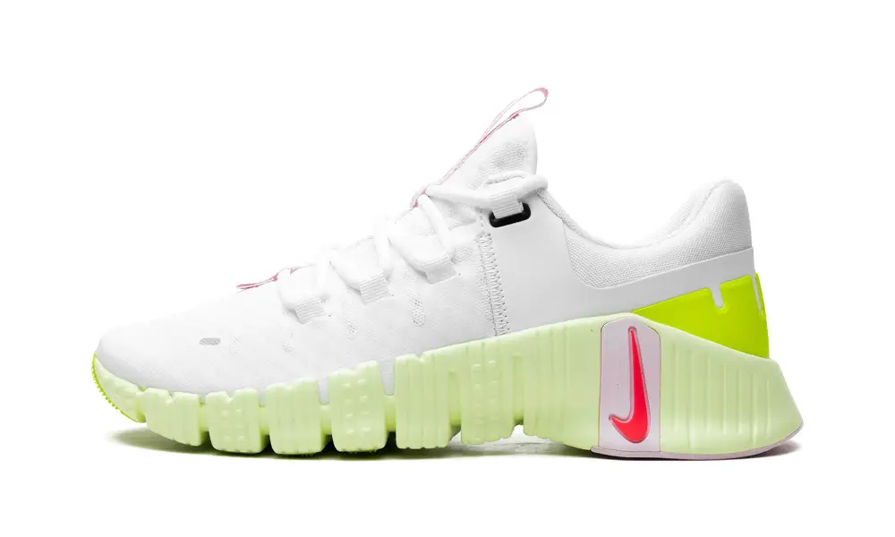 Nike Lifestyle Free Metcon 5 WMNS 'Barely Volt Pink Foam' 