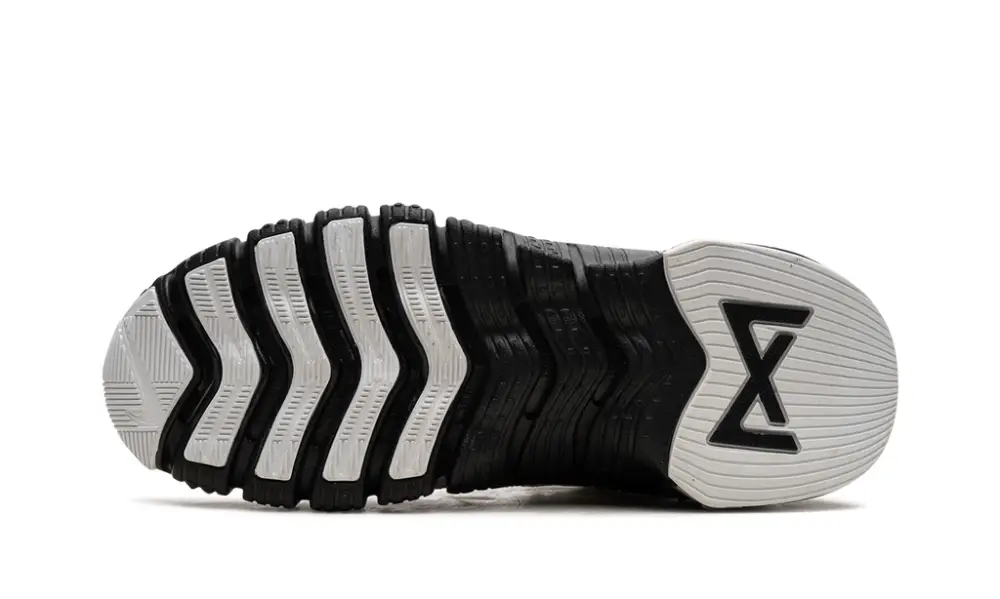Nike Lifestyle FREE METCON 4 PRM WMNS 'White   Black' 