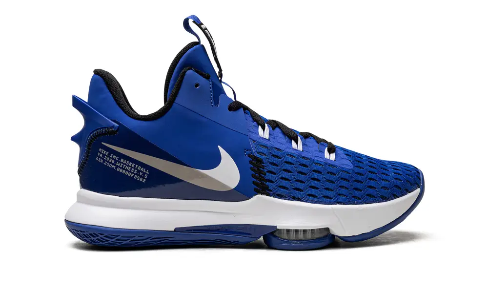 Nike Basketball LeBron Witness V 