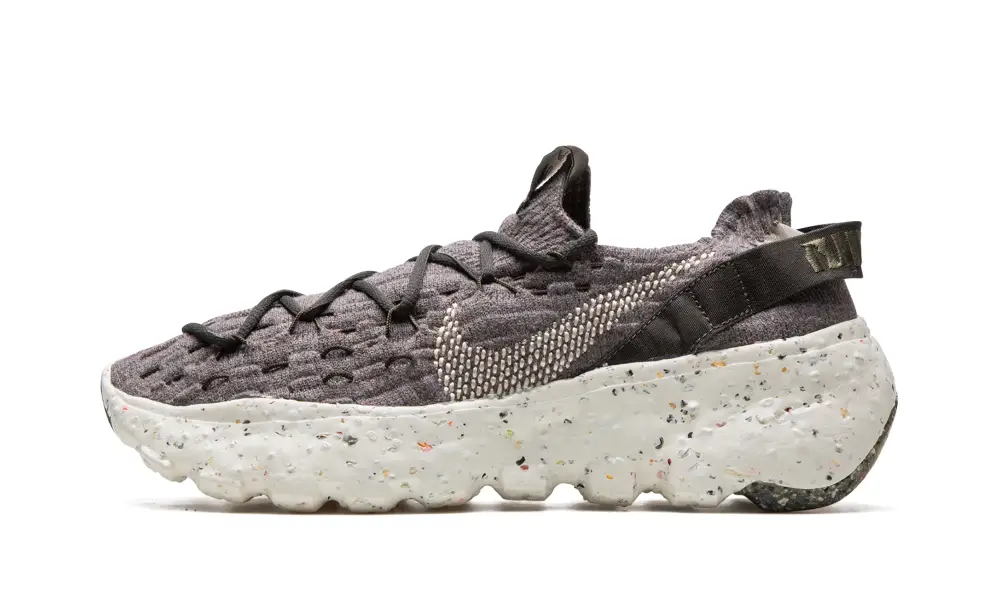 Nike Lifestyle SPACE HIPPIE 04 WMNS 