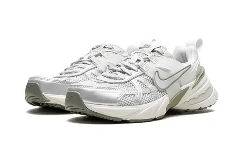 Nike Lifestyle V2K Run WMNS 'Photon Dust Light Silver' 