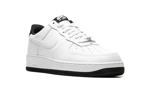 Nike Lifestyle Air Force 1 '07 'White   Black' 
