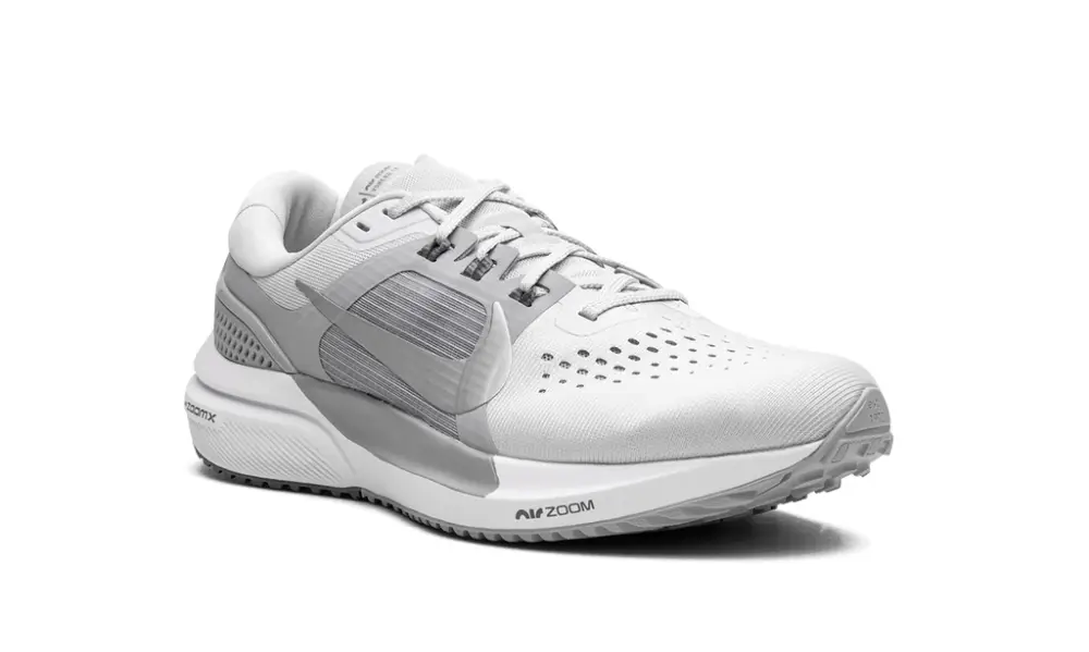 Nike Lifestyle AIR ZOOM VOMERO 15 MNS WMNS 