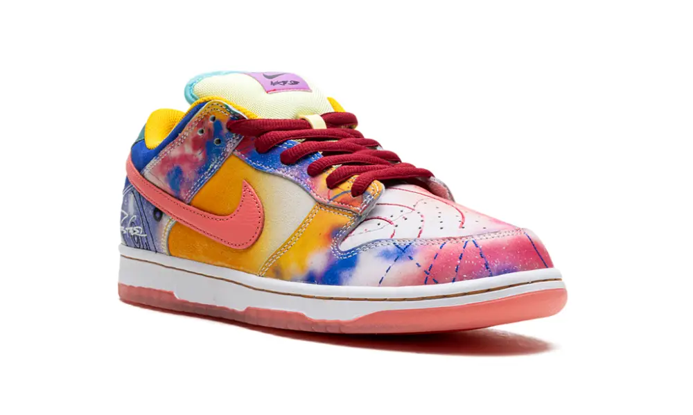 Nike SB Dunk Low SB 'Friends & Family - Futura Laboratories - Sunblush'